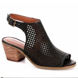 Lucky Brand Bertel Peep Toe Sandals Women's Size 9 Black Perforated Leather